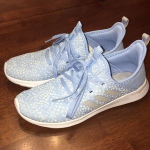 Adidas Cloudfoam size 9 shoes